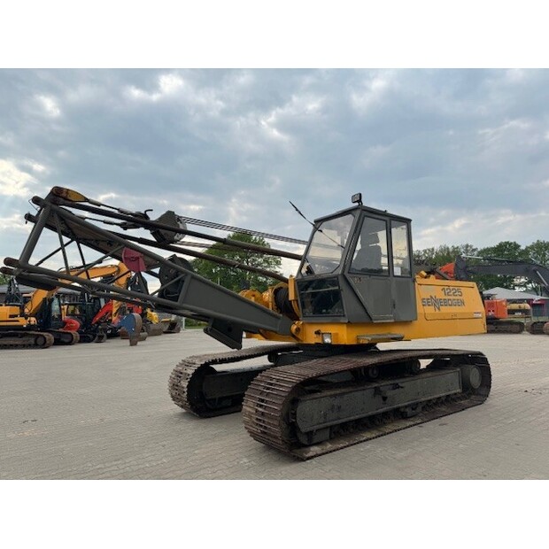 SENNEBOGEN S1225R-41302629