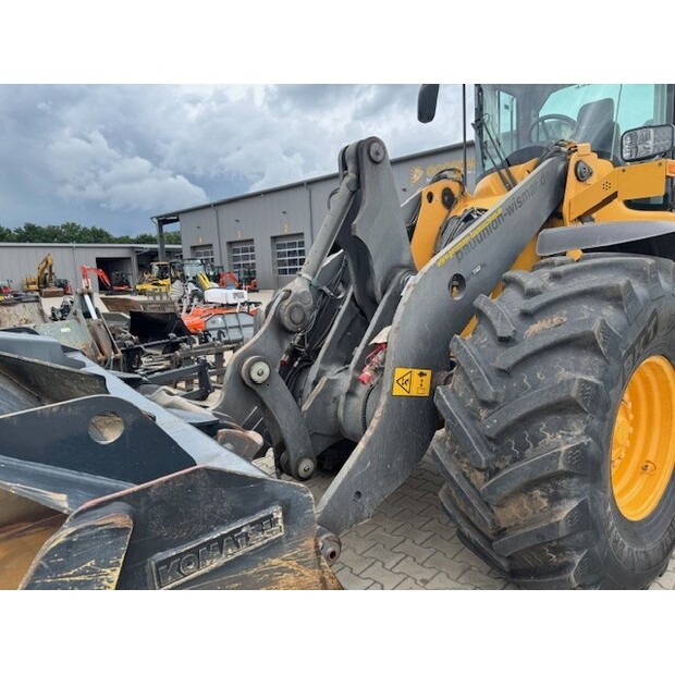 Volvo L70H-41302782