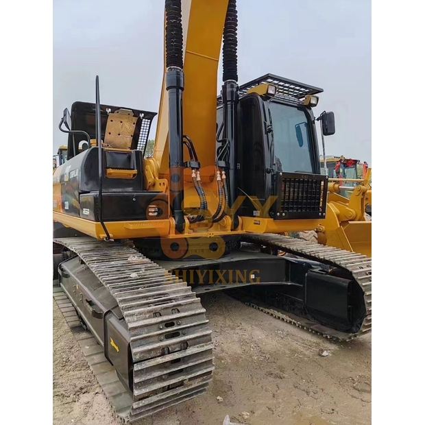 2022 Caterpillar 330D2-41307382