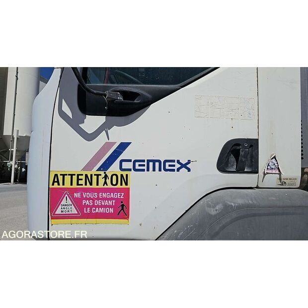 2004 Renault PREMIUM-41307538