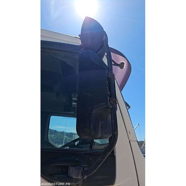 2004 Renault PREMIUM-41307570