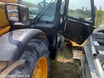 jcb-525-125-1301087-cover-image jcb-525-125-1301087-cover-image