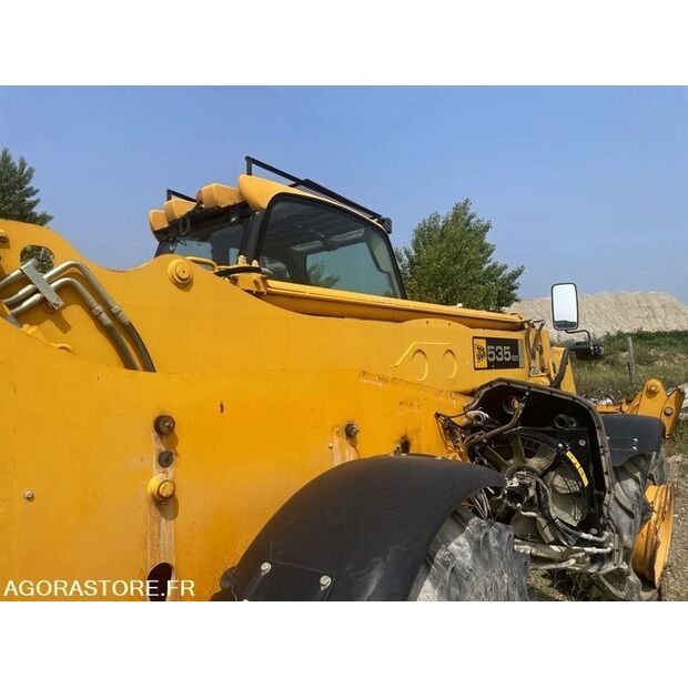 جيه سي بي 525-125-41307654