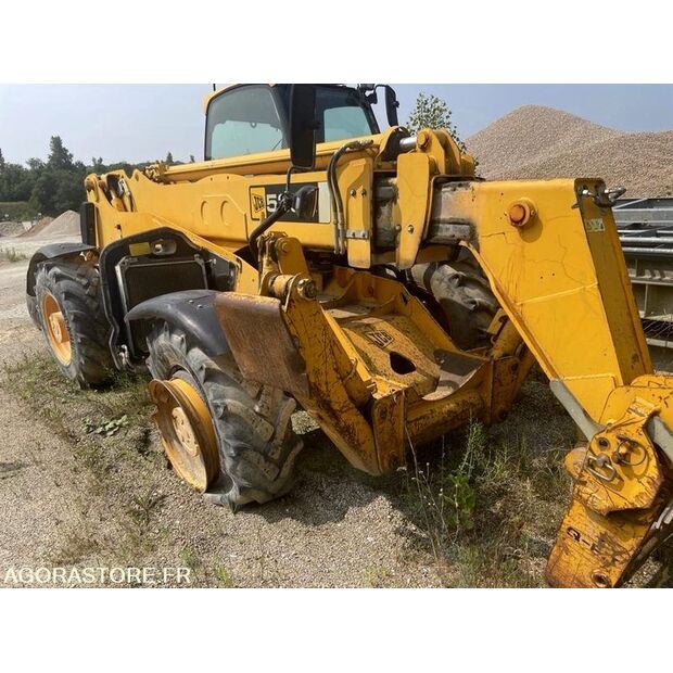 جيه سي بي 525-125-41307665