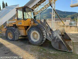 Image de CHARGEUSES SUR PNEUS 1999 Volvo L70C
