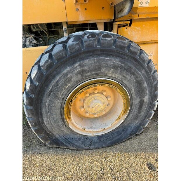 1999 Volvo L70C-41307715