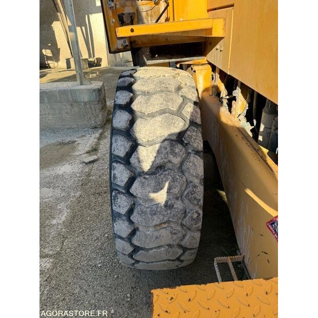 1999 Volvo L70C-41307717