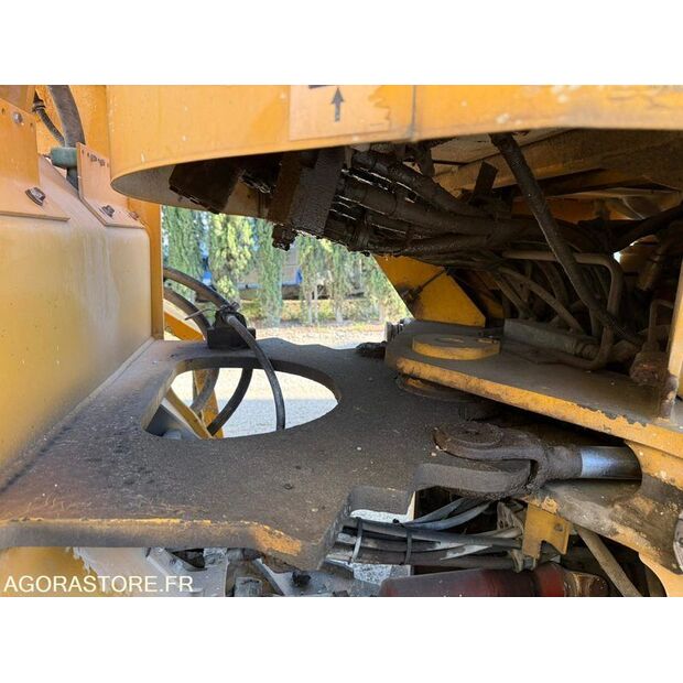 1999 Volvo L70C-41307726