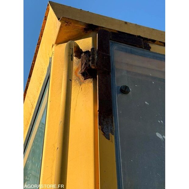 1999 Volvo L70C-41307750
