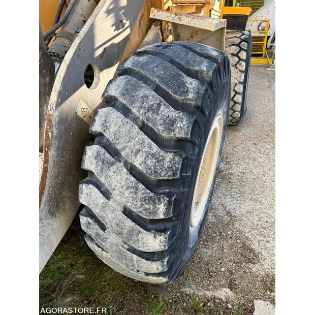 1999 Volvo L70C-41307761
