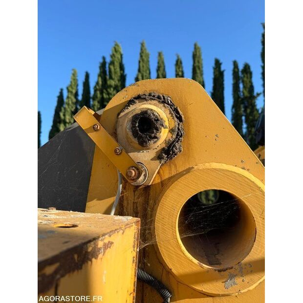 1999 Volvo L70C-41307766
