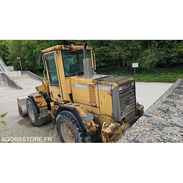 فولفو L50D-41307976