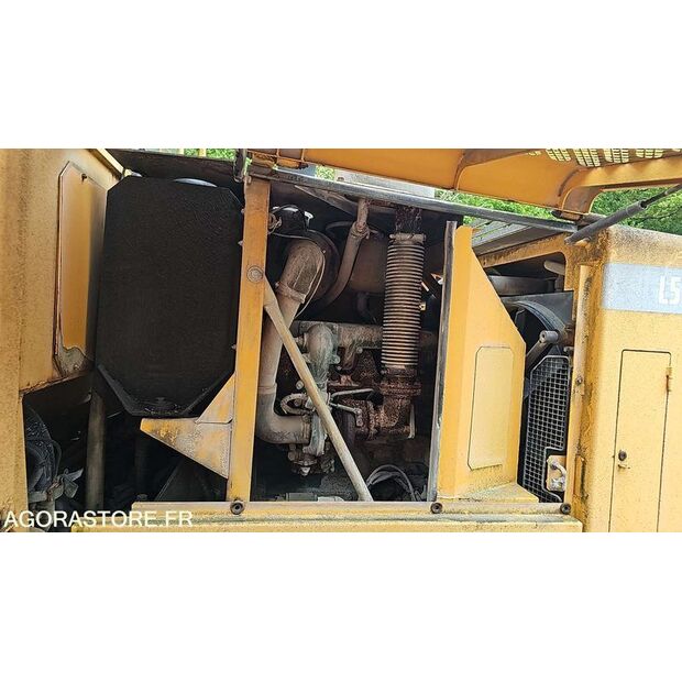 فولفو L50D-41308020