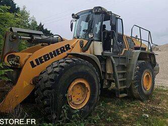 2013-liebherr-l586-cover-image 2013-liebherr-l586-cover-image
