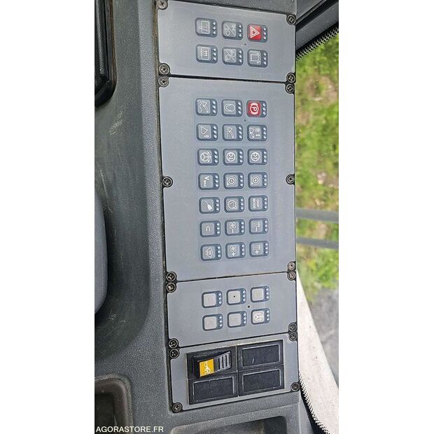 2013 Liebherr L586-41308064
