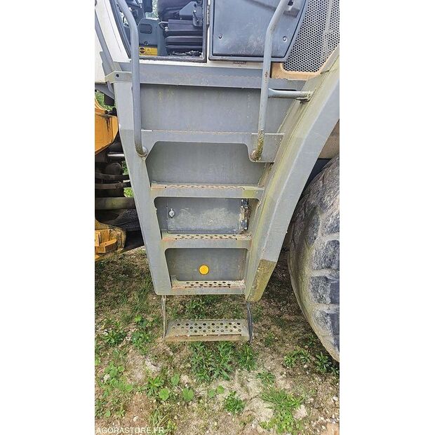 2013 Liebherr L586-41308065