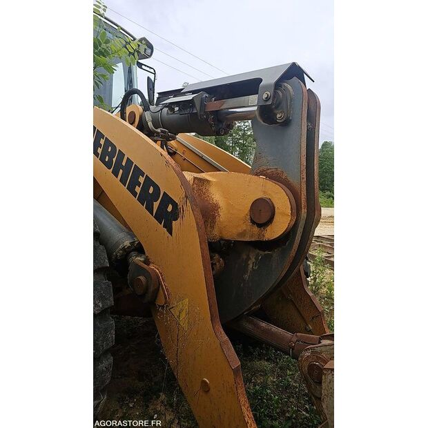 2013 Liebherr L586-41308072