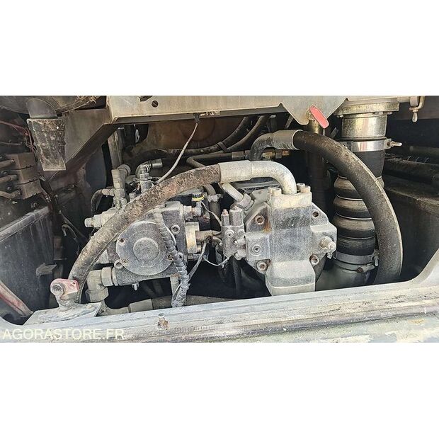 2013 Liebherr L586-41308082