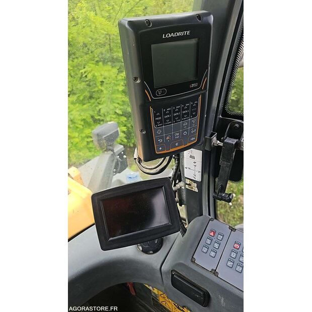 2013 Liebherr L586-41308086