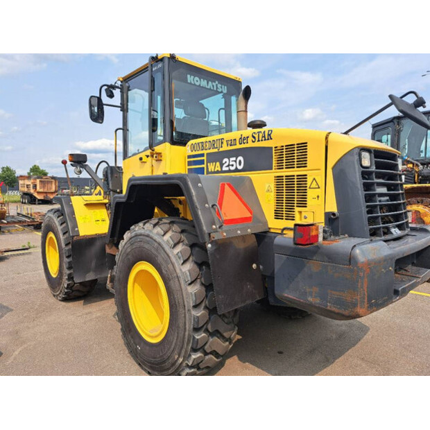 2003 Komatsu WA250-5H-41308477