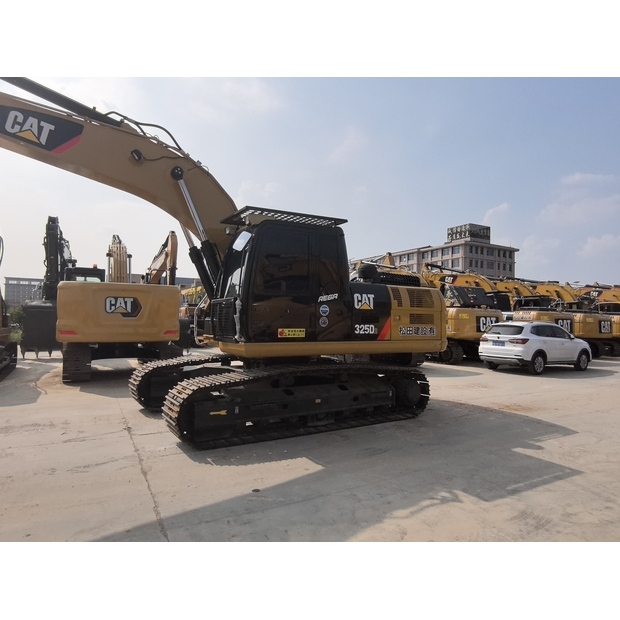 2021 Caterpillar 325D2L-41309007