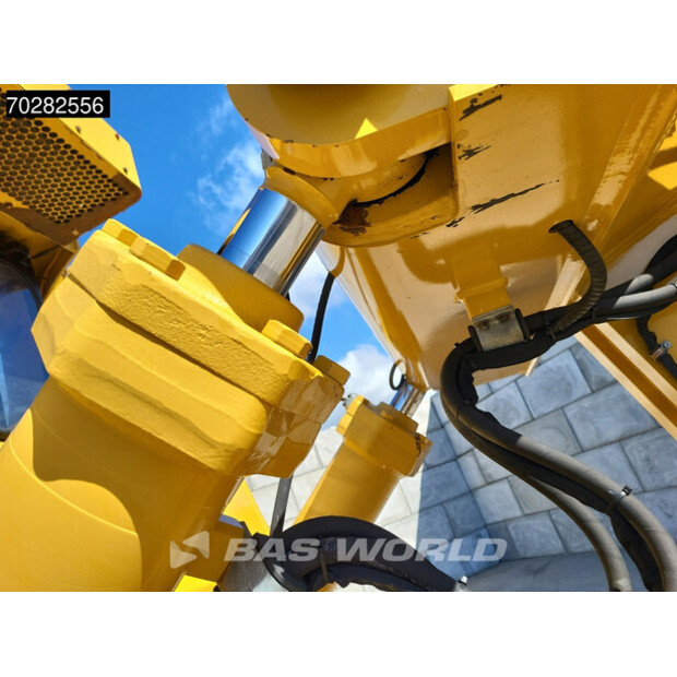 2015 Caterpillar D8T-41309956