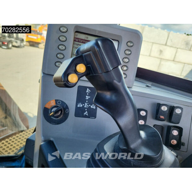 2015 Caterpillar D8T-41309972