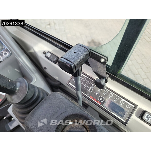 2022 تاكوتشي TB225-41310201