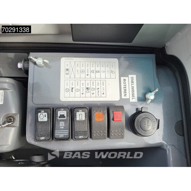 2022 تاكوتشي TB225-41310207