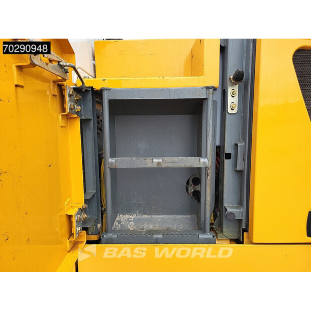 2014 ليبهير R922LC-41310237