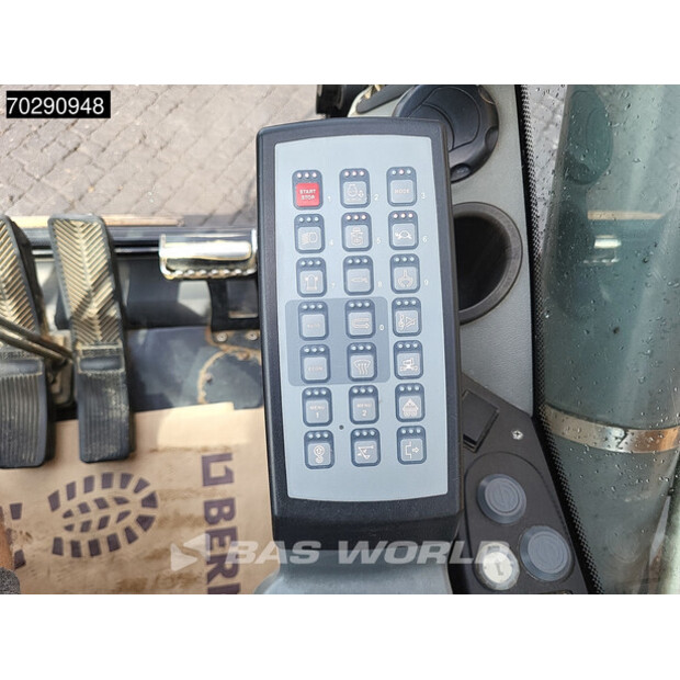 2014 ليبهير R922LC-41310244
