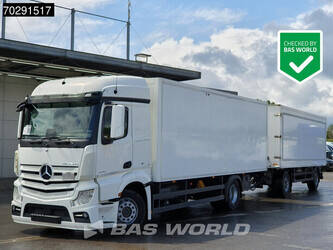 صورة ل شاحنات صندوقية 2015 مرسيدس بنز Actros 1843
