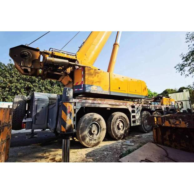 اكس سي ام جي QAY180-41318108