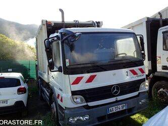 Image for Waste Trucks 2010 Mercedes-Benz 1524