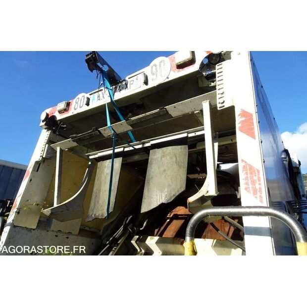 2010 Mercedes-Benz 1524-41322491