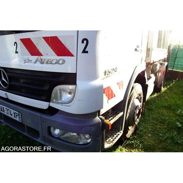 2010 Mercedes-Benz 1524-41322501