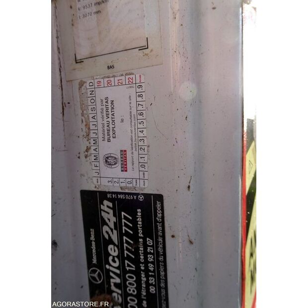 2010 Mercedes-Benz 1524-41322507