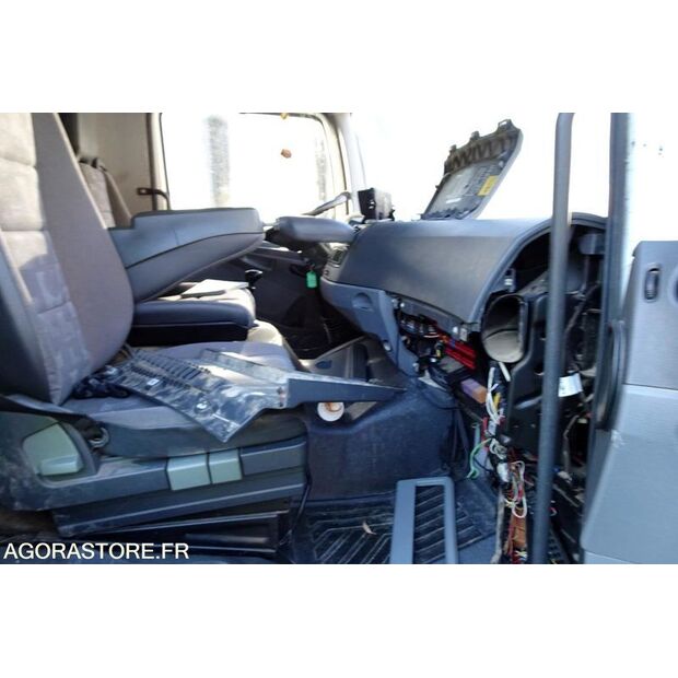 2010 Mercedes-Benz 1524-41322512