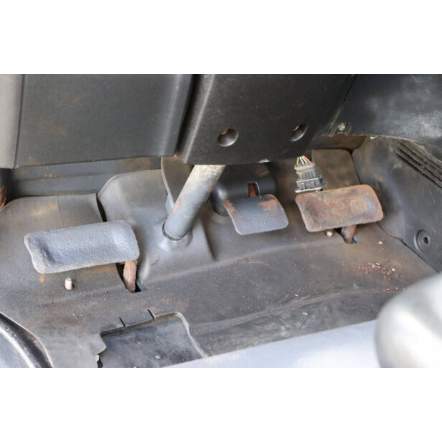 2012 Linde E25L-01-41322998