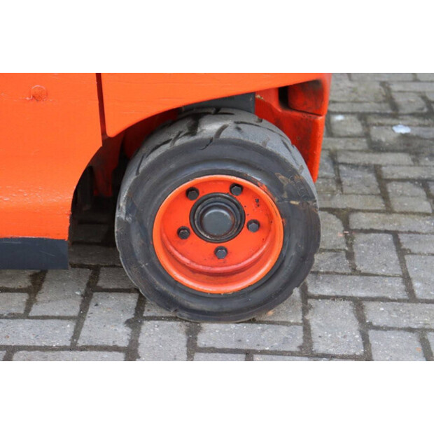 2015 Linde E25-01-41323029