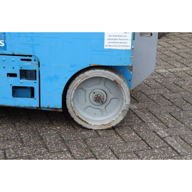 2015 Genie GS-3246-41323118