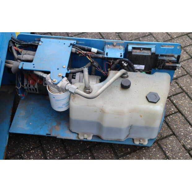 2015 Genie GS-3246-41323124