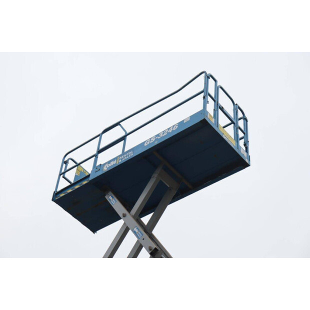 2015 Genie GS-3246-41323135