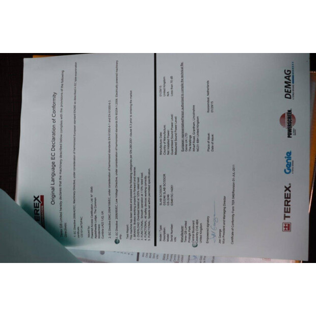 2015 Genie GS-3246-41323137