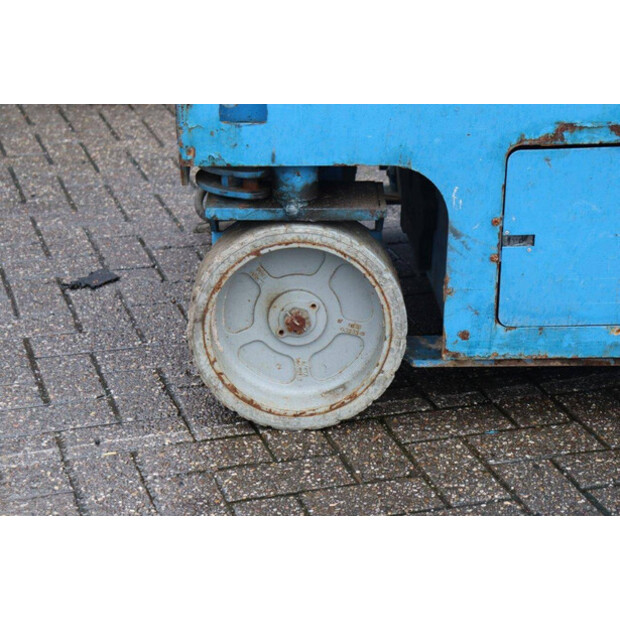 2015 Genie GS-2646-41323148