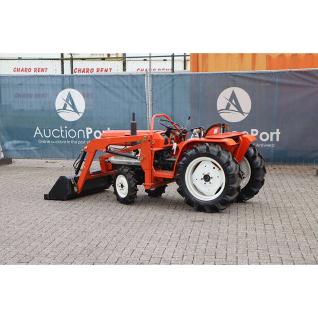 KUBOTA B1702DT-41324425