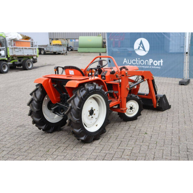 KUBOTA B1702DT-41324428