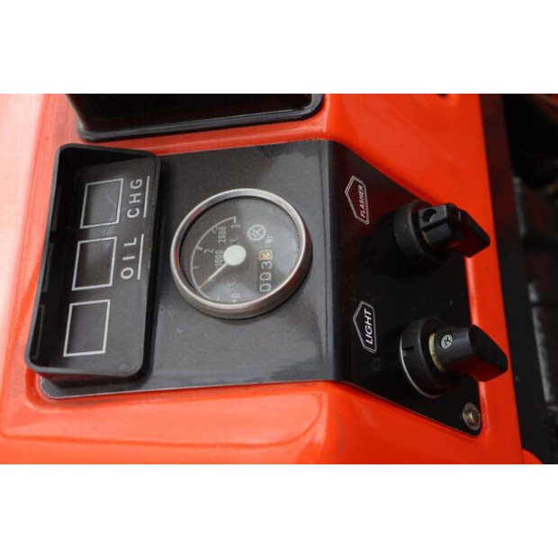 KUBOTA B1702DT-41324453