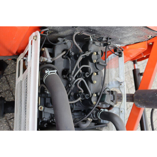 KUBOTA B1702DT-41324458