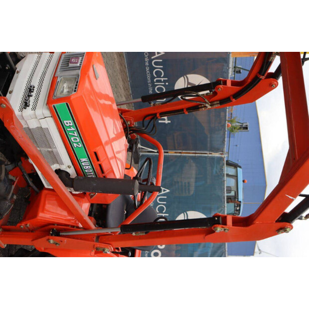 KUBOTA B1702DT-41324463